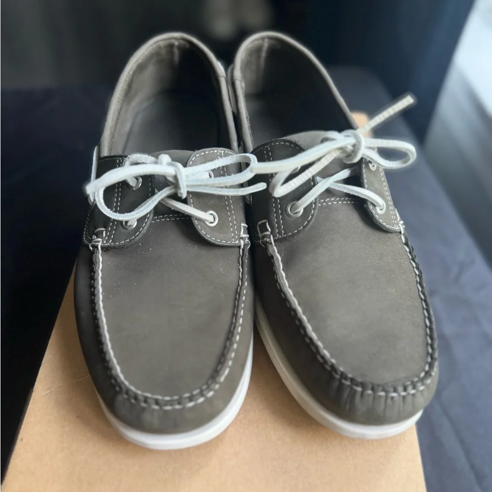 J. Crew Men's Nubuck Gray Boat Shoes with White Laces